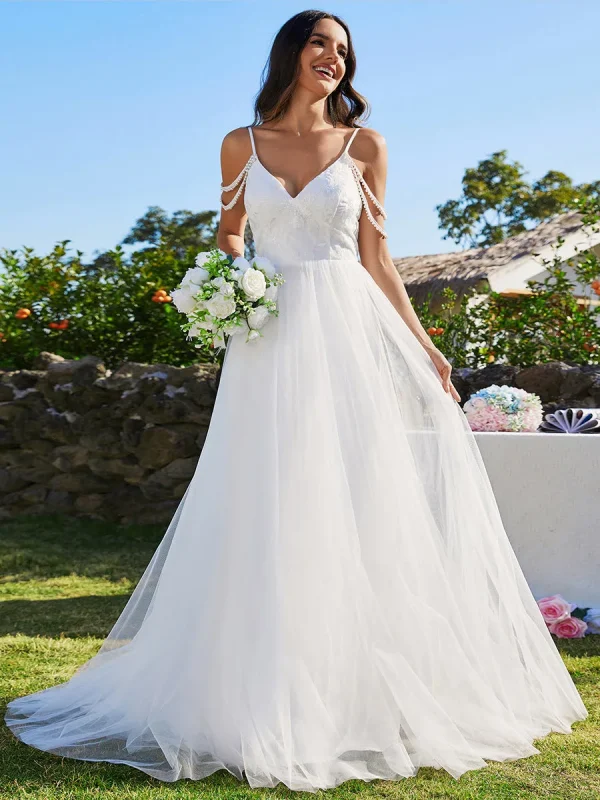 Robe brodée blanche 1