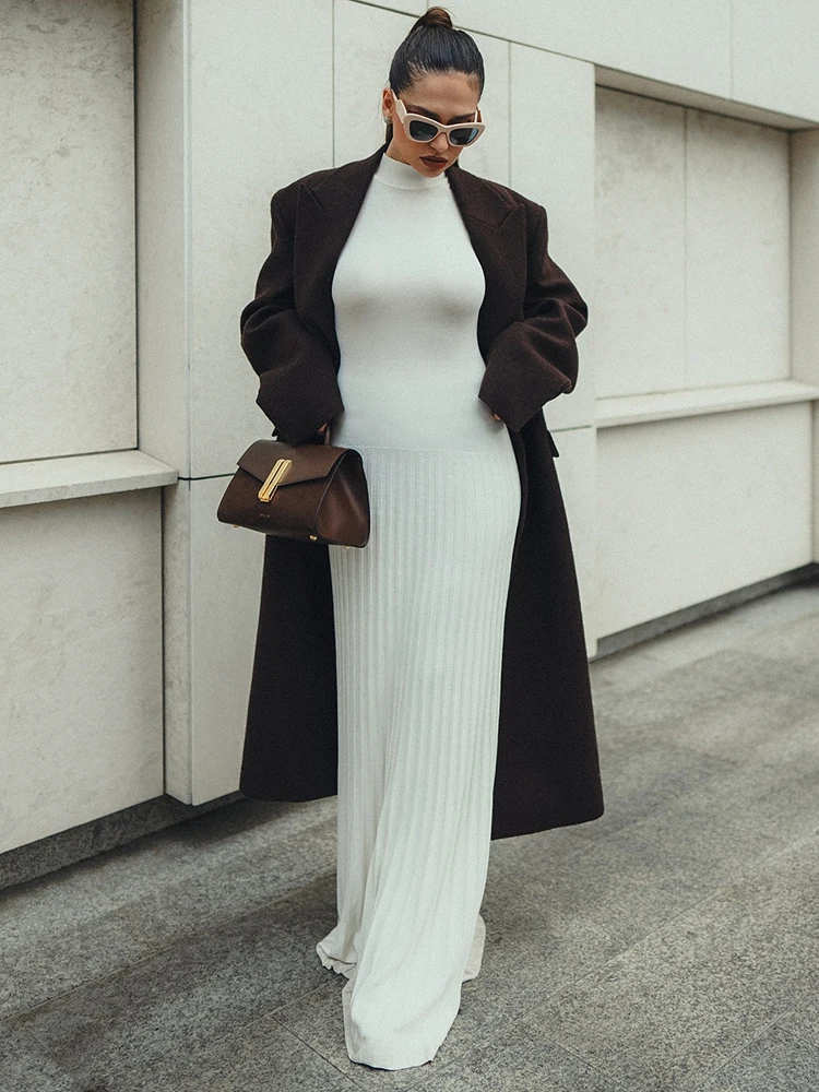 Robe maxi en fibre tricotée