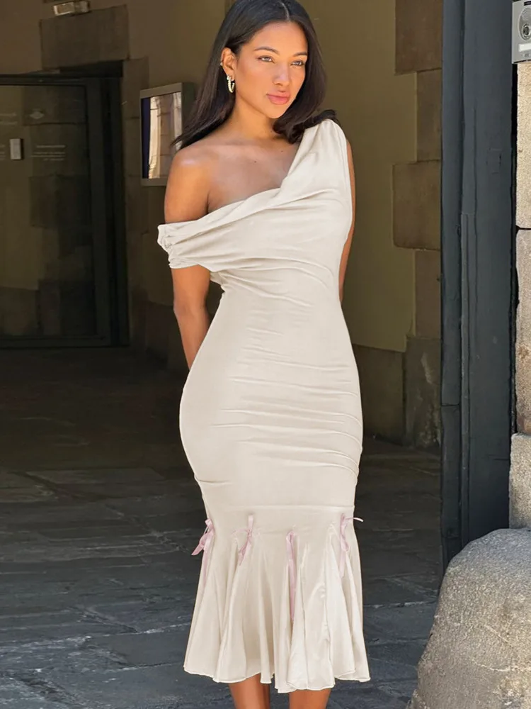 Robe Mi-Longue à Lacets