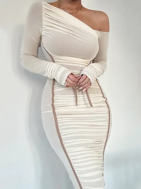 Robe mi-longue à col alertes onal