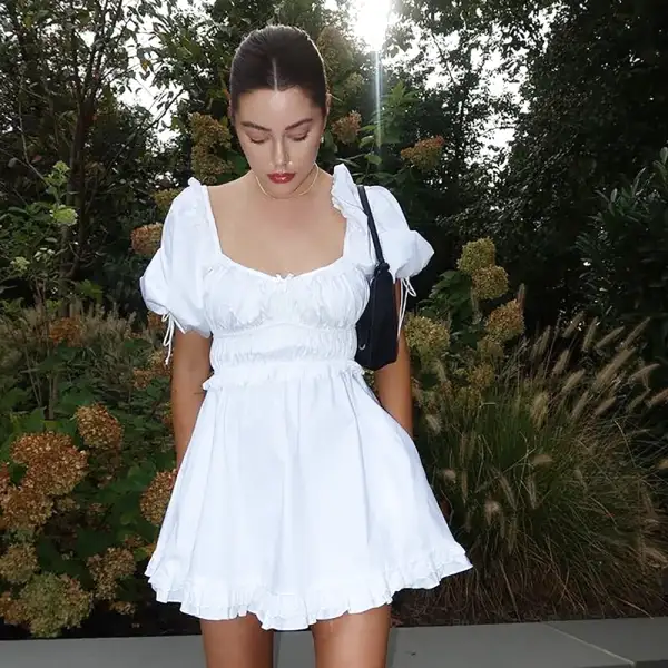 Robe princesse blanche à volants